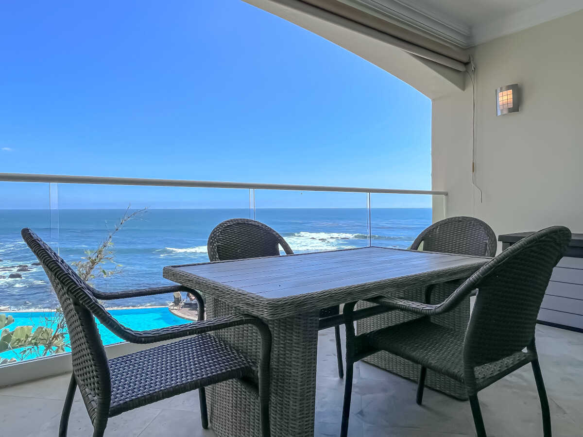 Dreamy oceanfront 3-bedroom condo, 2nd floor