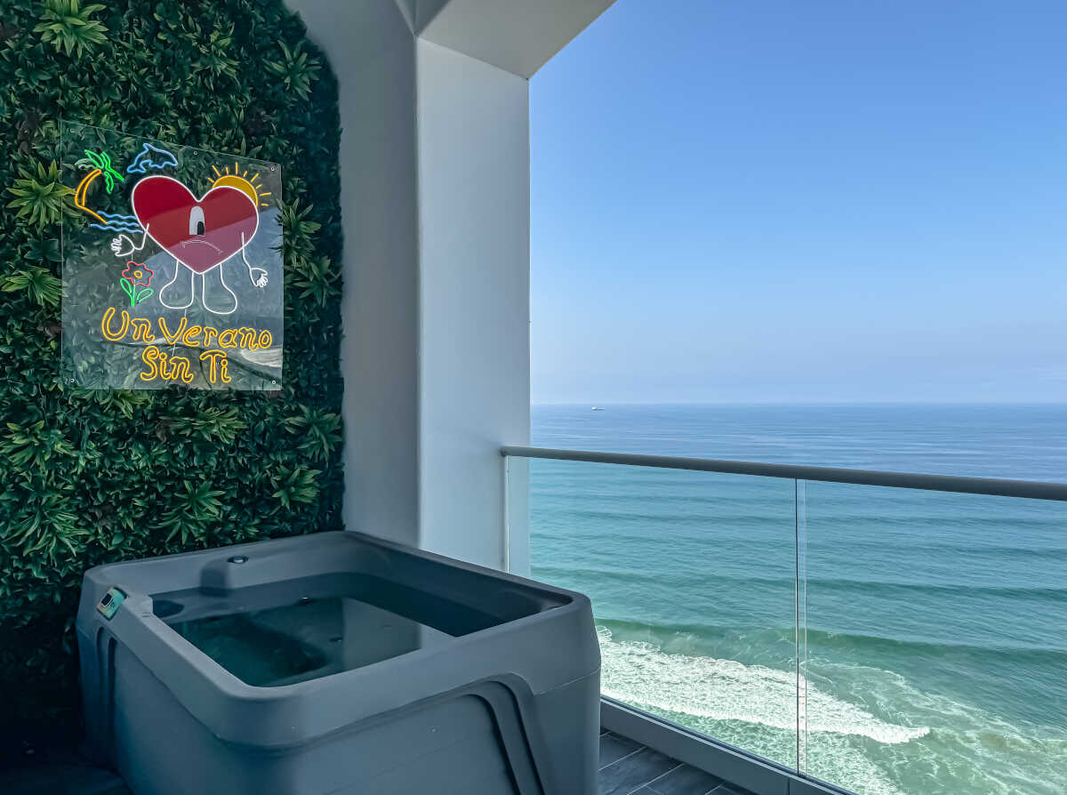 Un Verano Sin Ti, Jacuzzi, 20th floor